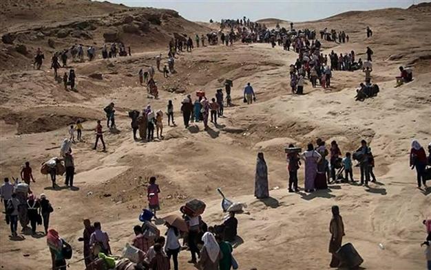 Yezidis fleeing ISIS